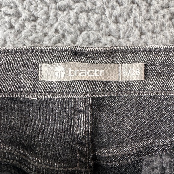 Tractr Button Me‎ Up Grey High Rise Stretch Distressed Crop Jeans Sz 6/28 NWT - Picture 11 of 13